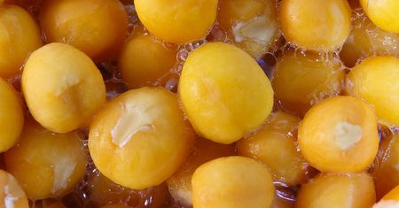Fermentują w jelitach, zapychają je i powodują gazy. Zakazana dwunastka