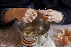 Przepis na naturalny antybiotyk. Pij 5 łyżeczek dziennie