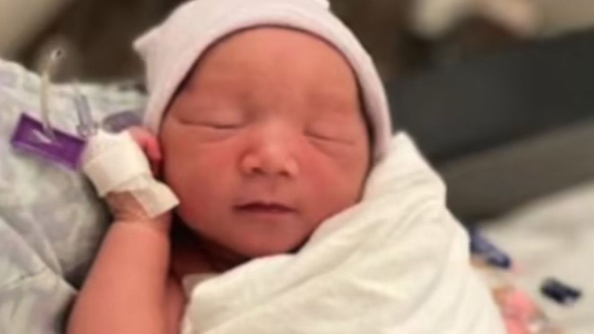 Urodziła dziecko na pokładzie samolotu