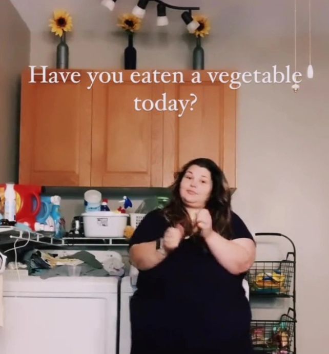 Niektórzy pytają, czy kobieta zjadła dzisiaj jakieś warzywo