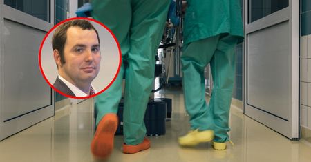 Powołano zespół ds. bezpieczeństwa medyków. "Pozorowane ruchy"