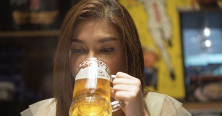 Zwiastuje problem z alkoholem. Pierwszy sygnał jest charakterystyczny