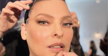 "Trwale oszpecona". Linda Evangelista mówi, że kończy ten rozdział w swoim życiu