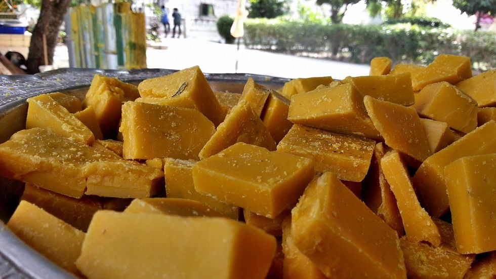 Pełnotłusty nabiał może zmniejszać ryzyko chorób sercowo-naczyniowych. Zaskakujące wyniki badań