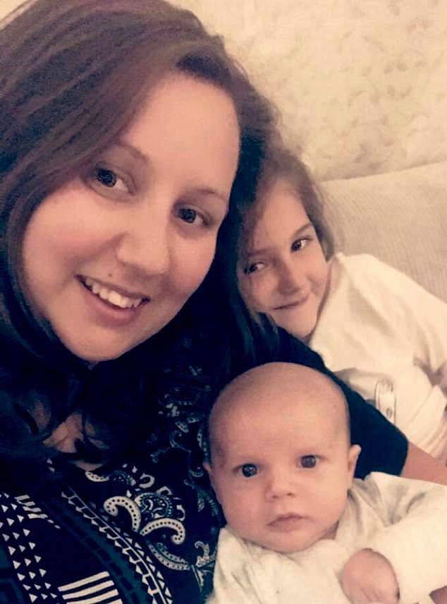 Niemowlę prawie straciło paluszki