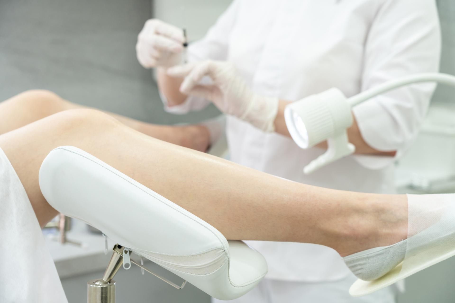 Wiele pacjentek ma złe doświadczenia z wizytami u gienkologa