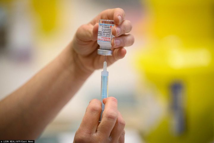 Ministerstwo Zdrowia umożliwia imigrującym Ukraińcom szczepienia przeciwko COVID-19