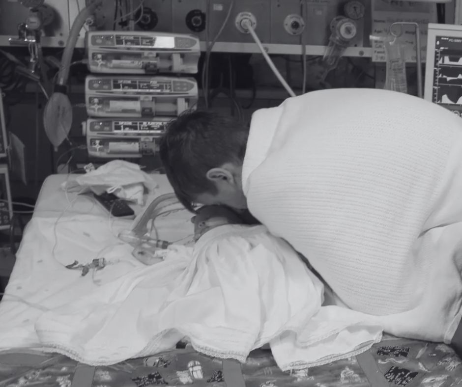 Najgorszy koszmar rodzica. Ich synek zmarł na krztusiec