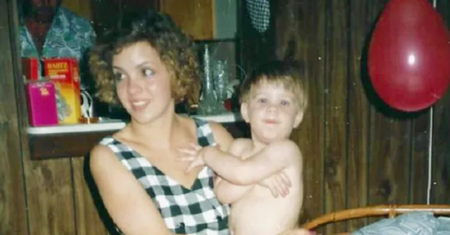 Przez 20 lat szukał zaginionej matki. Prawdę odkrył po latach