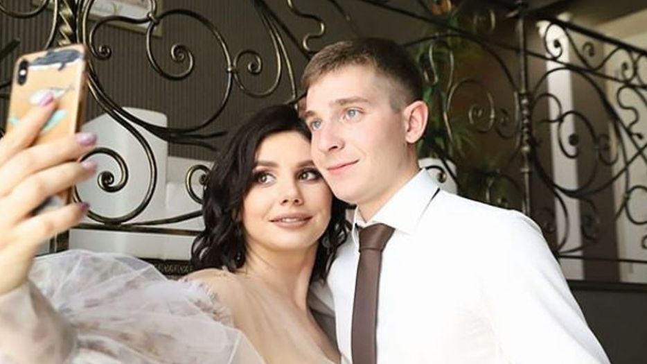 Marina poślubiła 15 lat młodszego pasierba