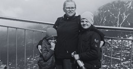 Samotna mama osierociła 9 dzieci. Zostały z ogromnym długiem