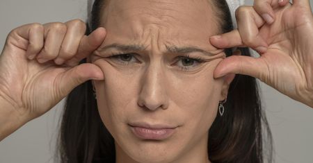 Masz takie zmarszczki? Możesz być bardziej narażona na poważną chorobę