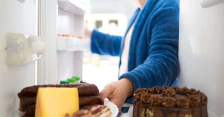 Produkty, które przyśpieszają starzenie się. Unikaj ich