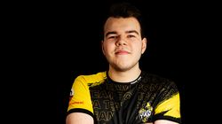 Michał Szemrej ma nietypowego raka. Objawy są dotkliwe