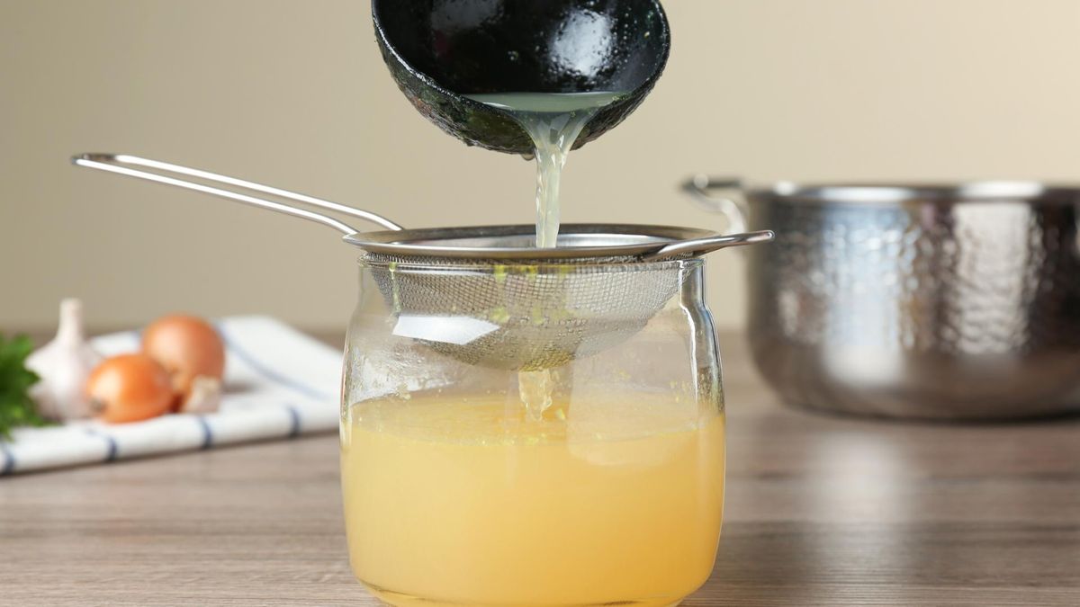 Domowy syrop na ból gardła i zapalenie zatok. Składniki znajdziesz w swojej kuchni