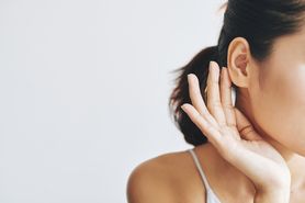 Domowe sposoby na zatkane ucho - jak bezpiecznie odetkać ucho?