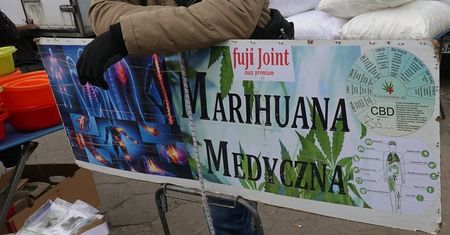 Palenie marihuany a ciąża. Naukowcy: może uniemożliwić zajście w ciążę