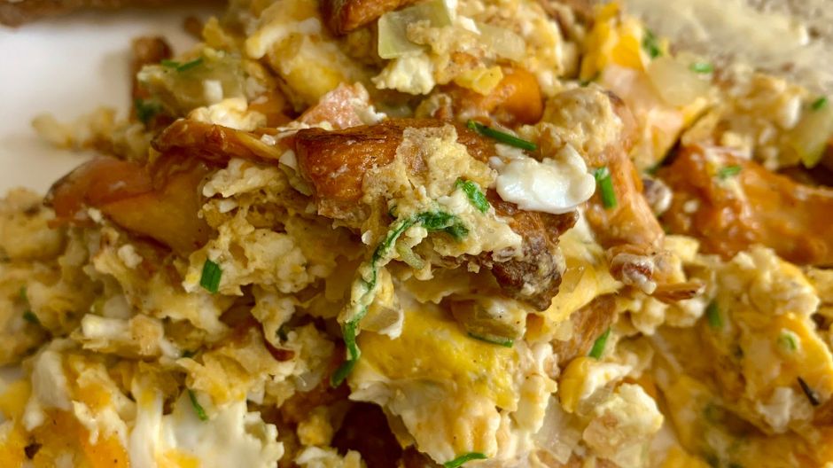 Tiktokerka zrobiła jajecznicę z trujących grzybów