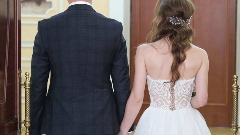 Nie przyszli na ślub syna. Taki mieli powód