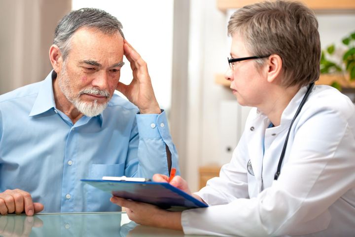 Nowe badania: trądzik różowaty zwiększa ryzyko zachorowania na Alzheimera