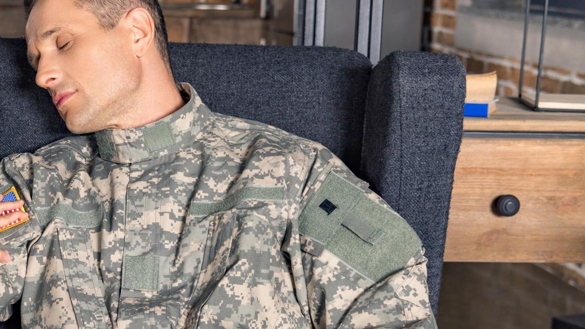 123RF Metody opracowane przez wojsko umożliwiają szybkie zasypianie