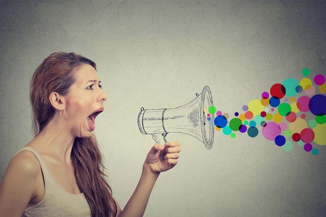 Zdarza się, że kobietom w ciąży znacznie zmienia się głos