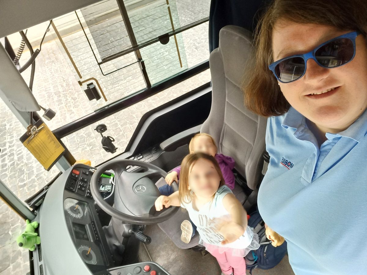 Katarzyna Dutkiewicz z córkami