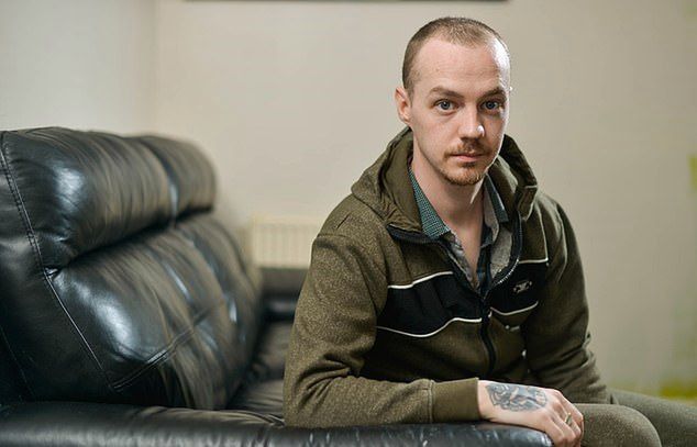 Shane Brown dzieli się wstrząsającą historią rodzinną 