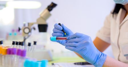 Testy kontaktowe badające alergię na metale i środki chemiczne