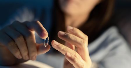 "Chcę rozwieść się dla dobra dziecka". Ekspertka: W niektórych sytuacjach lepsze bywa rozstanie, niż trwanie w małżeństwie