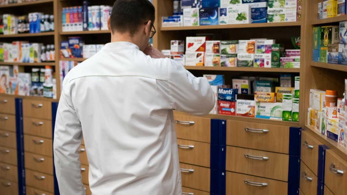 GIS wycofuje suplement diety. "Spożycie produktu wiąże się z ryzykiem dla zdrowia"