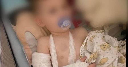 Zgotował dziecku piekło i chciał wyłudzić odszkodowanie? Matka i konkubent zatrzymani