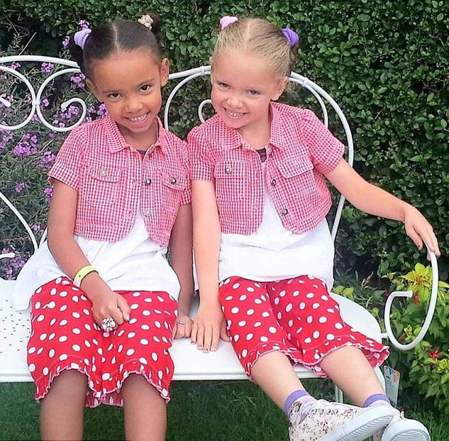 facebook.com Siostry bliźniaczki Marcia i Millie Biggs mają różne kolory skóry