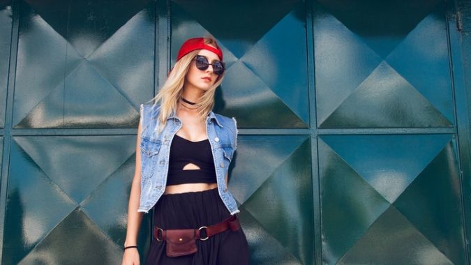 Moda z lat 90. jest obecnie w trendach