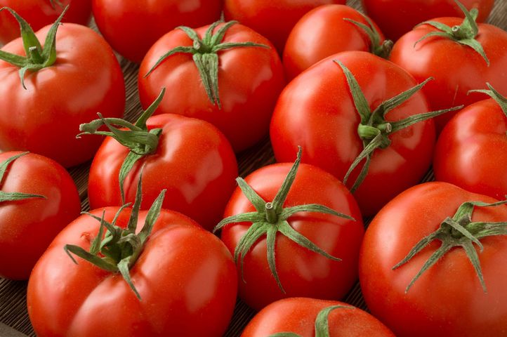 Importowane pomidory mają niewiele wspólnego z pomidorami, które kupujemy latem