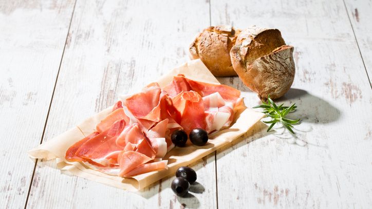 Speck to szynka najwyższej jakości, pochodząca z południowego Tyrolu.