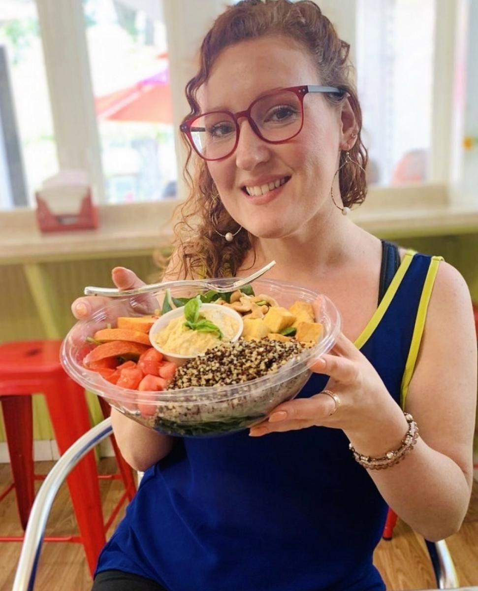 Teraz w jadłospisie 32-latki królują owoce, warzywa, orzechy i nasiona