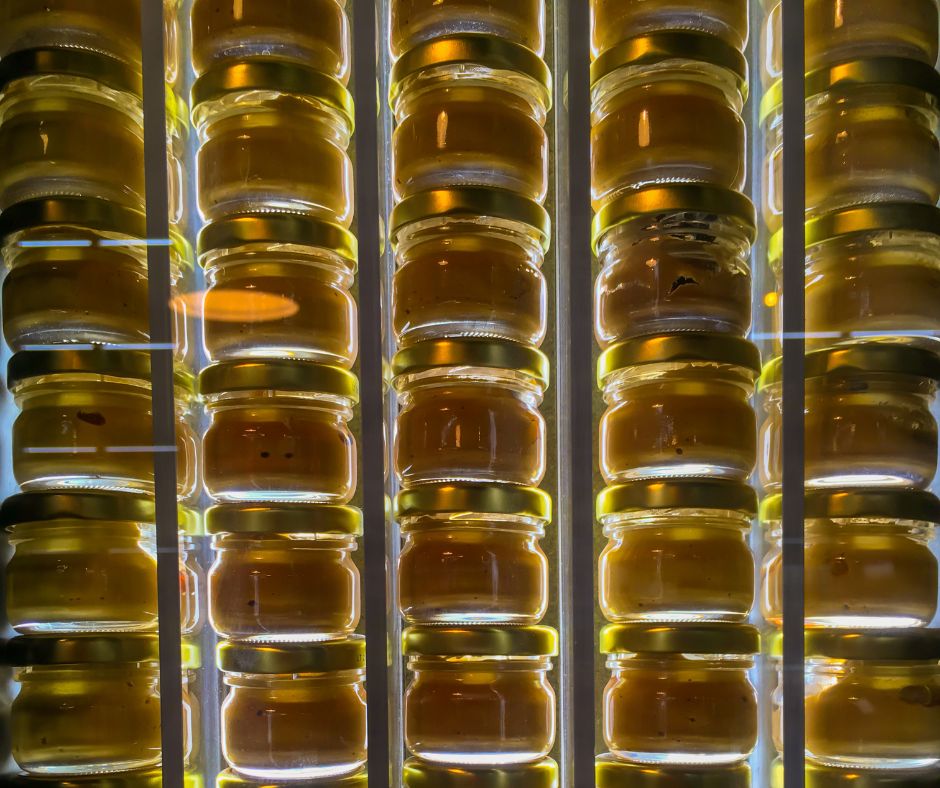 Polacy się zajadają. Zwiększa ryzyko nadciśnienia, cukrzycy, insulinooporności