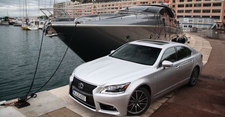 Lexus LS 600h Superior: Japoński konsjerż