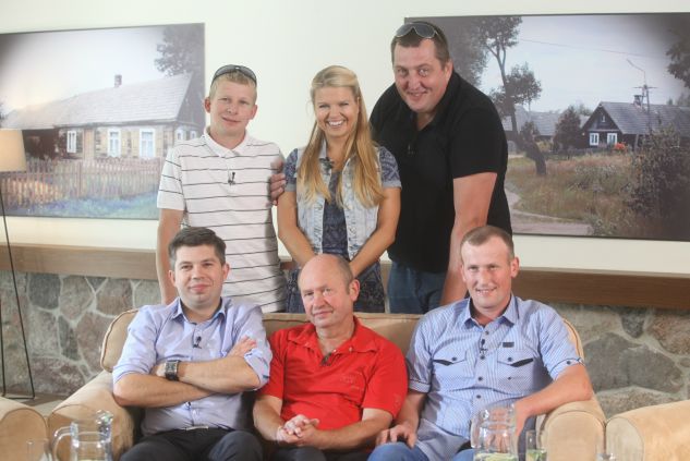Uczestnicy pierwszej edycji programu Rolnik szuka żony