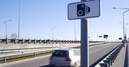 To nie politycy jeżdżą najszybciej. Oni są znacznie gorsi