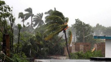 Ivan nadciąga na Kubę