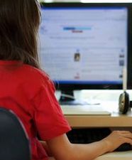 Przez internet nie liczą się z ortografią