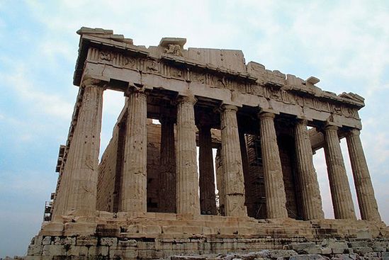 Partenon posłuży za model odporny na wstrząsy