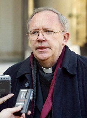 Francuski arcybiskup mówi "nie" małżeństwom homoseksualnym