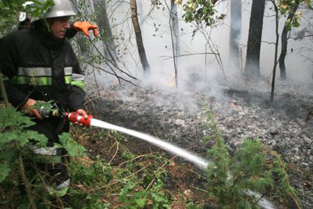 Tydzień potrwa dogaszanie pożaru w Kielcach