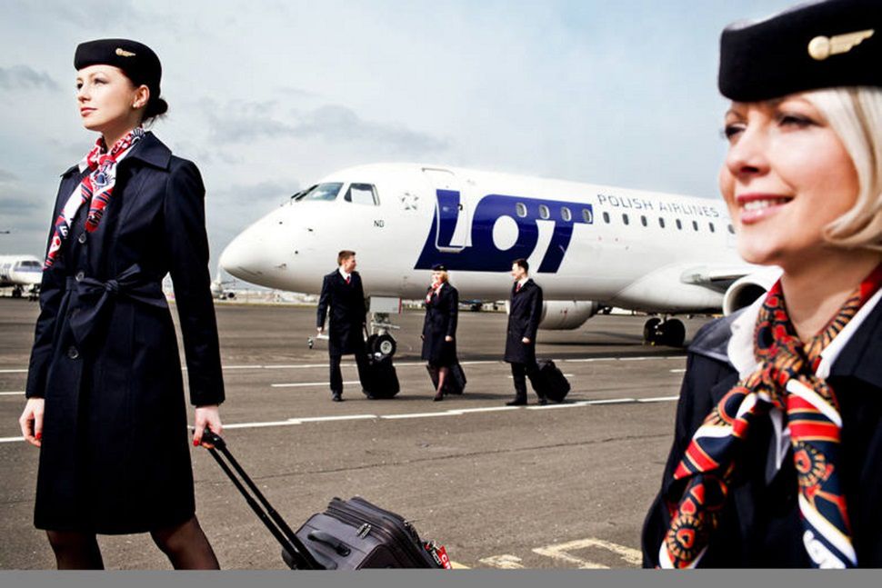 Samolot i stewardesy PLL LOT dziś