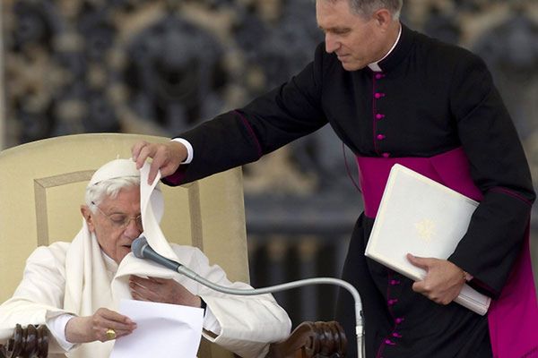 Benedykt XVI przeciwko zazdrości w Kościele