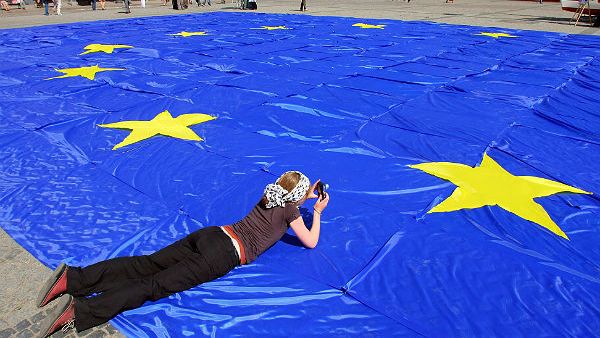 Program mobilności studentów LLP-Erasmus zmienia się na Erasmus+