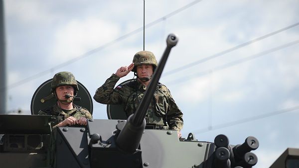 Chętni studenci przejdą szkolenie wojskowe